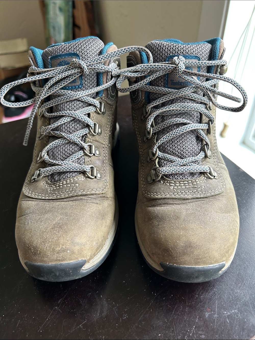 Timberland brown leather hiking boots size 6